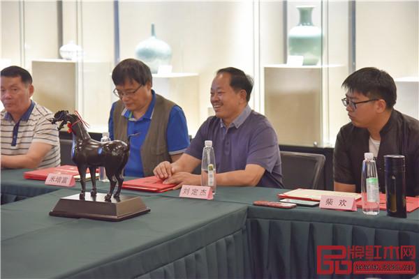 刘定杰分享获选感言 刘定杰分享获选感言