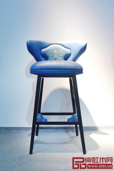   新中式红木展上呈现的多元色彩