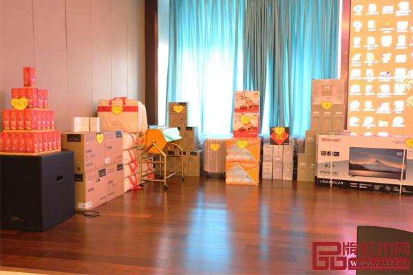 家宝红木2018感恩年会 家宝红木2018感恩年会