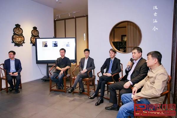“东西方文化交流与中国古典家具”主题讲座嘉宾合影 “东西方文化交流与中国古典家具”主题讲座嘉宾合影
