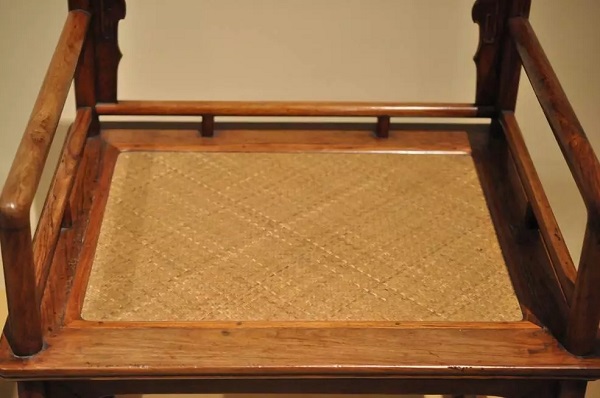 软屉藤编工艺，彰显古典家具魅力