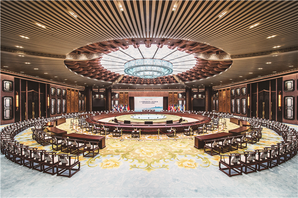明堂红木是G20杭州峰会主会场家具唯一供应商.jpg 明堂红木是G20杭州峰会主会场家具唯一供应商.jpg