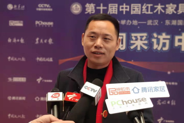 万事红蒋国洪：打造最专业的微凹黄檀品牌
