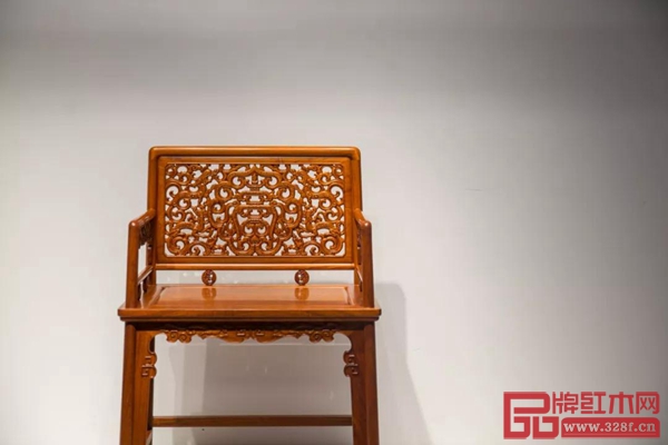 红桥红：经典复刻——一款玫瑰椅