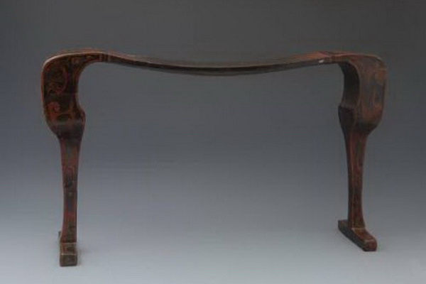 从凭几到香几   百变的雅致配角