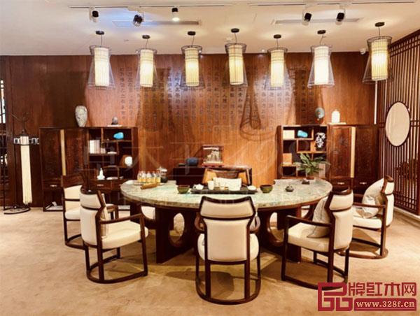 卓木王高定生活为国人缔造优雅、精致的当代精致生活方式 卓木王高定生活为国人缔造优雅、精致的当代精致生活方式