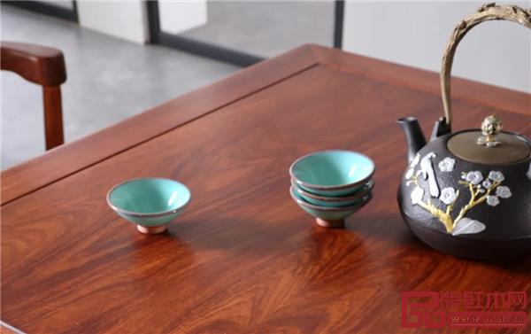森木家具八仙桌细节图 森木家具八仙桌细节图