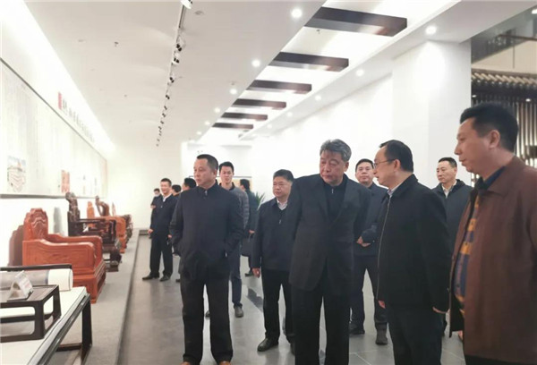 东成红木