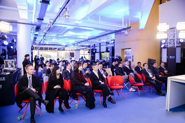 2020金汐思潮汇暨深圳市家具行业协会会员大会举行