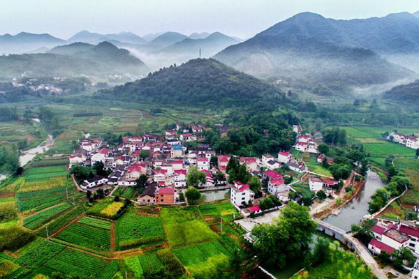 政策红利连撒几波，泛家居行业未来的重要增长点在农村？