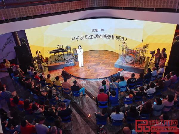 红古轩“老友记”会员俱乐部发布现场 红古轩“老友记”会员俱乐部发布现场