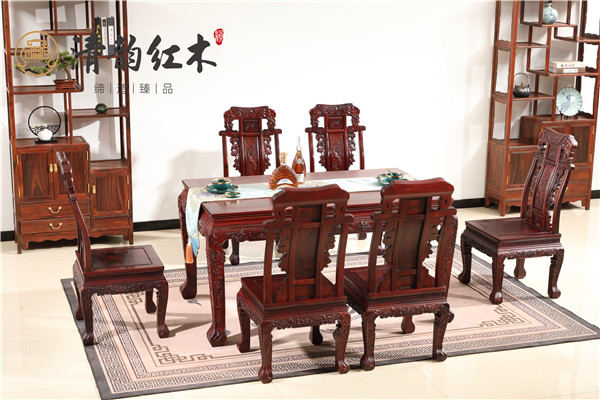 清韵巴里黄檀餐桌,打造餐桌上的浪漫