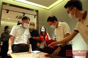 国方家居：亮相新中式红木展，中式原木整装展厅备受瞩目