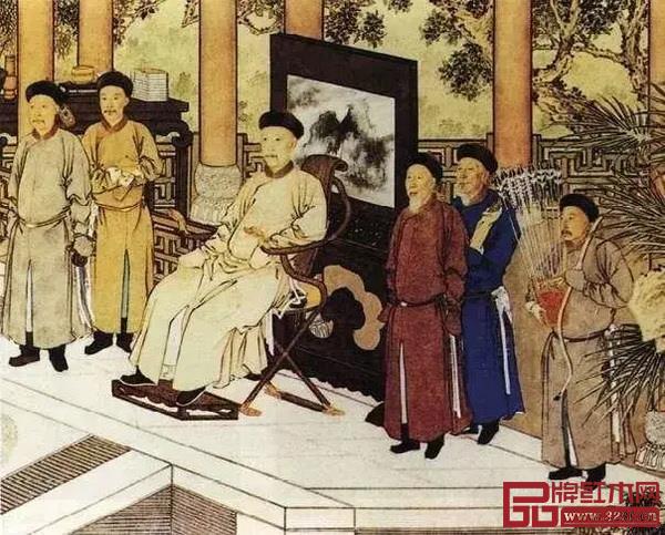 郎世宁绘《哈萨克贡马图》清·乾隆坐在圆后背交椅上，接受哈萨克人进献马匹，颇有威严