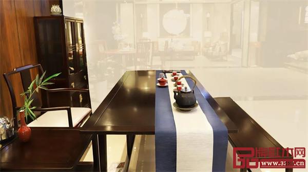 中信红木:君道茶台,袅袅茶香中的闲适惬意 中信红木:君道茶台,袅袅茶香中的闲适惬意