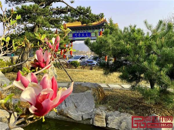巧夺天工红木传世之家 | 俯仰之间皆风景 邀您共赏“花园式工厂” 巧夺天工红木传世之家 | 俯仰之间皆风景 邀您共赏“花园式工厂”