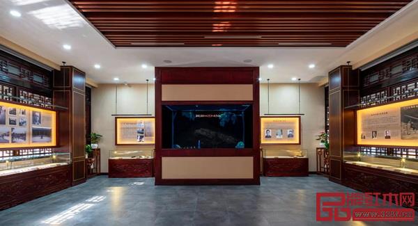 海强红木致力于为消费者打造具有中式韵味的居所