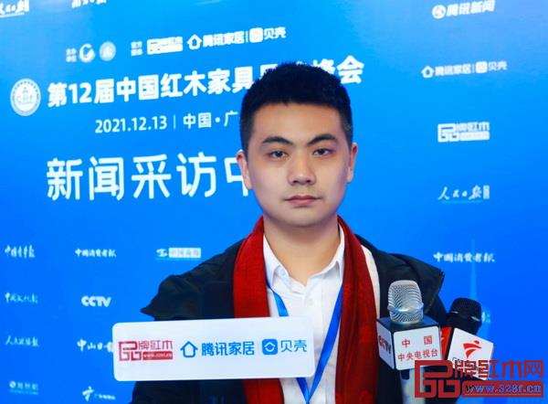 清韵红木总经理张秉勋接受央视、腾讯等媒体采访