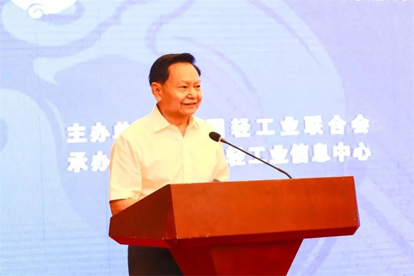 中国轻工业联合会会长张崇和作主旨讲话 中国轻工业联合会会长张崇和作主旨讲话