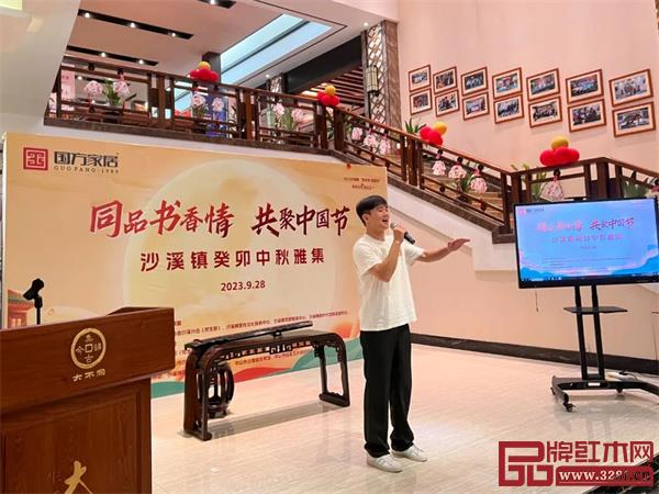 艺术家们在现场为现场观众施展才情 艺术家们在现场为现场观众施展才情