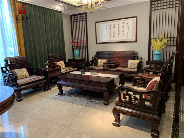 微凹黄檀品牌·万事红红木：何为微凹黄檀？