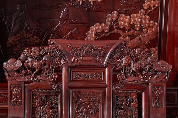 东阳红酸枝精品家具大门户：红木家具冬季保养3大“妙招”