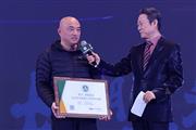 明堂家居获十大影响力品牌，接受央视主持人采访（视频）