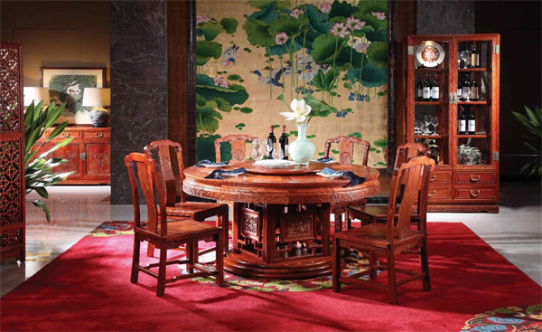 红木家具品牌国寿红木：禅意东方150圆餐台，匠心独运的艺术瑰宝