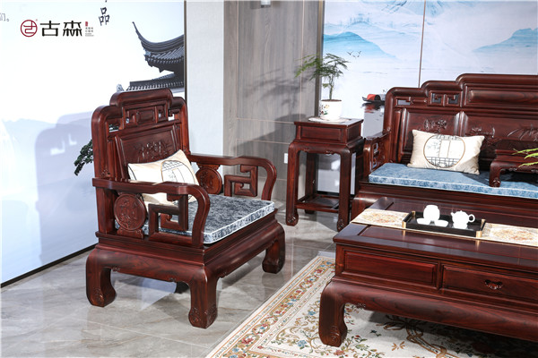 东阳红木品牌·古森红木|夏日居家哲学：拥抱生活的每一刻