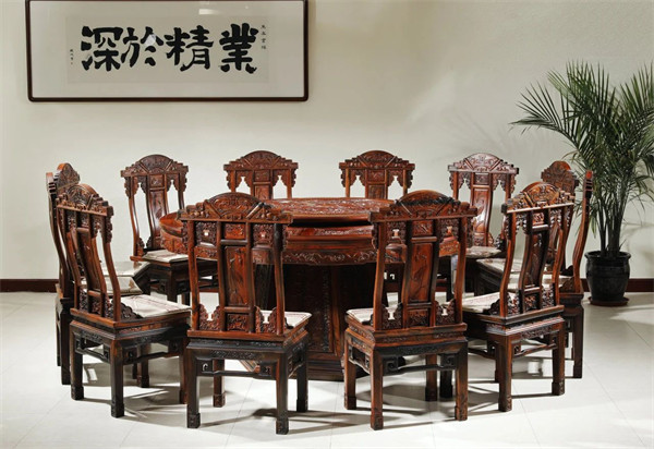 御乾堂红木：东方人的餐厅，一馔一饮，皆在韵味间