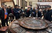 百位国、省工艺美术大师及非遗传承人莅临国方家居参观交流