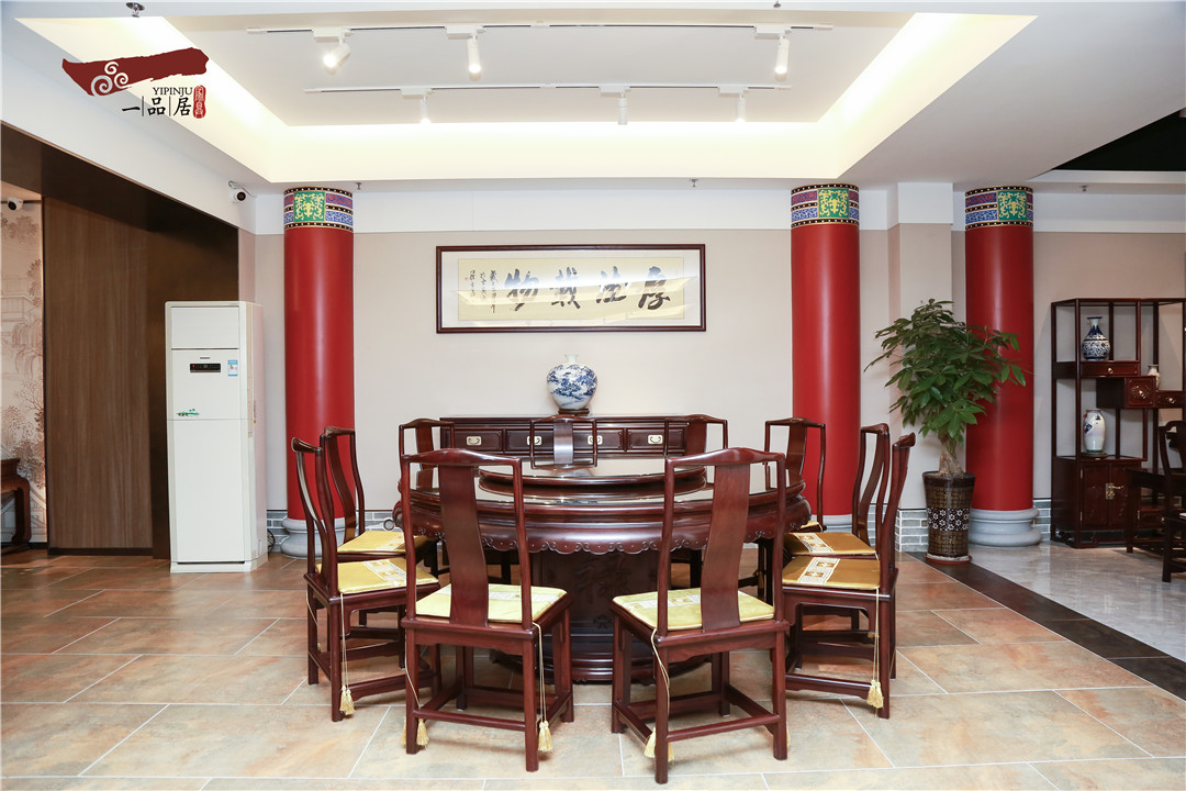 腊八特辑丨打造相聚仪式感，从一张红木餐桌开始