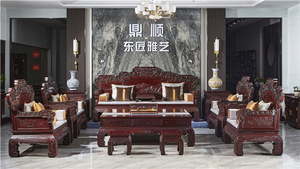 绒毛黄檀厂家鼎顺红木：这些大气的家具撑起一个贵气的家