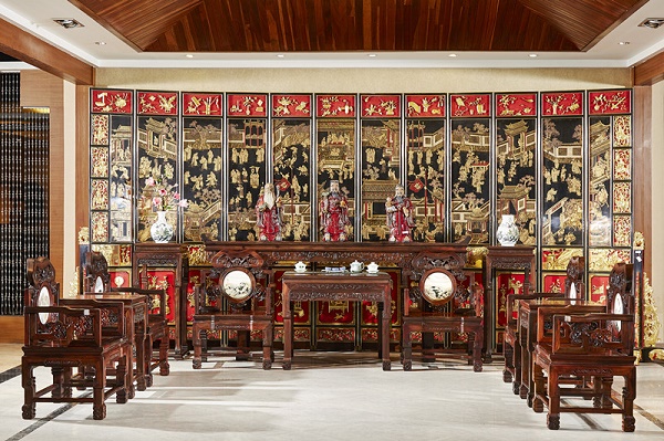 复刻故宫款家具，鸿运堂红木以精妙工艺铸就非凡品质