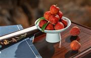 巧夺天工红木｜从《长安的荔枝》看传世精品的“保值”之道