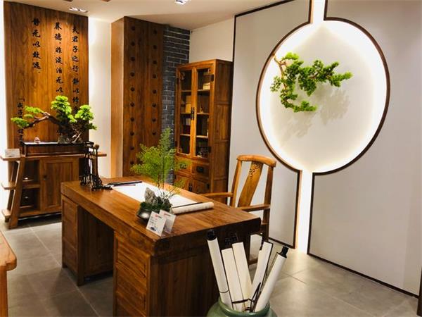 最近入手老榆木家具，中山致远家具的性价比如何？