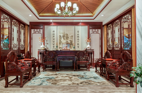 万事红红木：二十七载专一微凹黄檀，成就万千客户的口碑之选