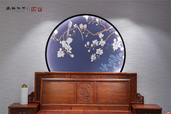 东阳缅甸花梨家具厂家国祥红木：匠造敬岁月，木心承孝思