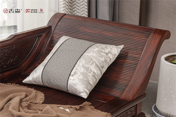 古森红木：何以成为红木家具专家？