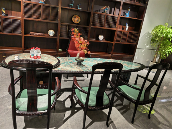 条纹乌木家具品牌东林书院：以创新精神重塑新中式美学