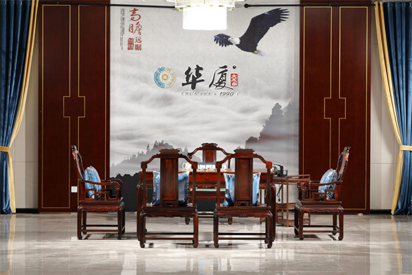 华厦·大不同 | 秋收冬藏，在红木家具中安顿身心