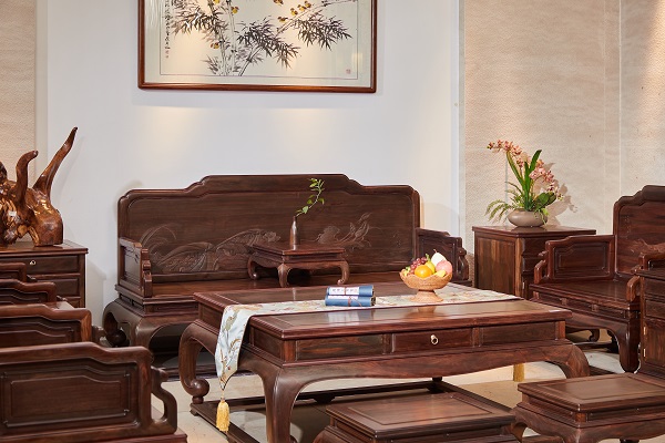 广东大红酸枝家具品牌推荐：鸿运堂红木