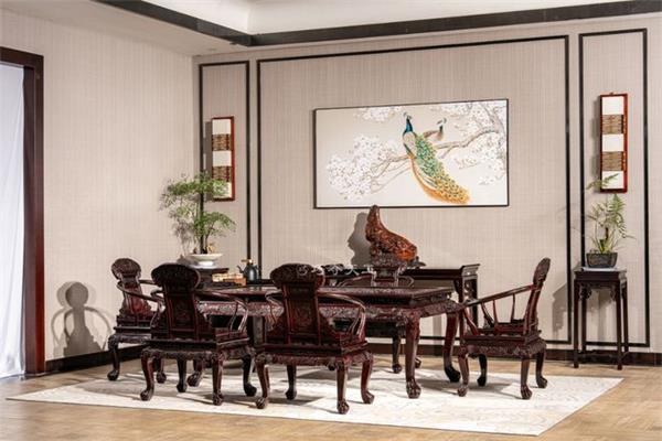 买小叶紫檀家具推荐哪个厂家？——山东巧夺天工红木