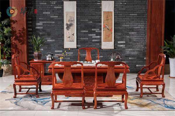 华厦·大不同 | 社交密码：红木家具为何成为高端聚会首选？