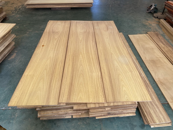 明清阁精选特等级高标准珍稀材质,无白皮、无疤痕、无虫蛀 明清阁精选特等级高标准珍稀材质,无白皮、无疤痕、无虫蛀