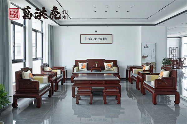 专注高端明式家具的品牌有哪些？在葛洪亮红木邂逅明式美学空间