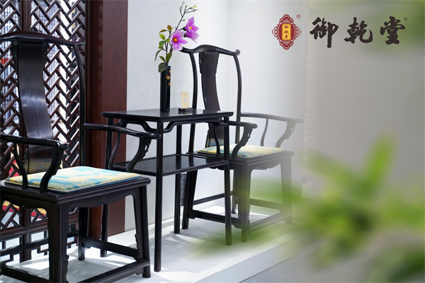 原木整装工厂推荐御乾堂红木，为您定制当代东方生活场景