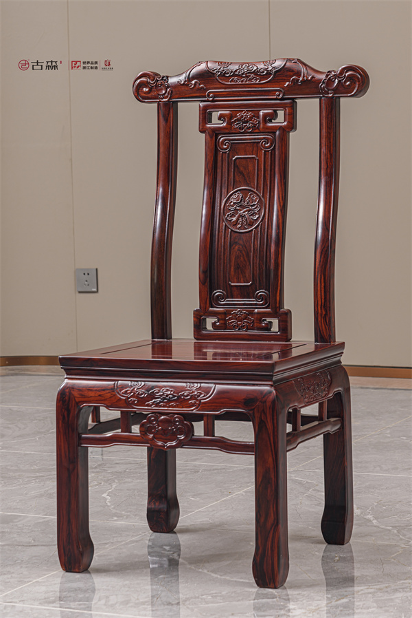 质量好的阔叶黄檀家具推荐古森红木《古韵西餐台》：让相聚邂逅“好味”时光