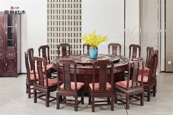 慢煮时光，红酸枝厂家鼎顺红木里的“传承”滋味