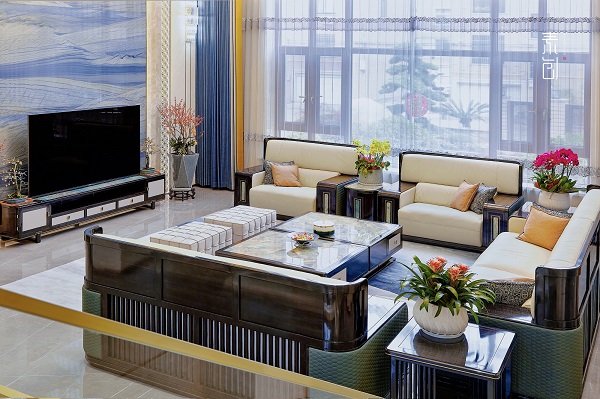 素创家居条纹乌木新中式：新年家居中的东方气韵